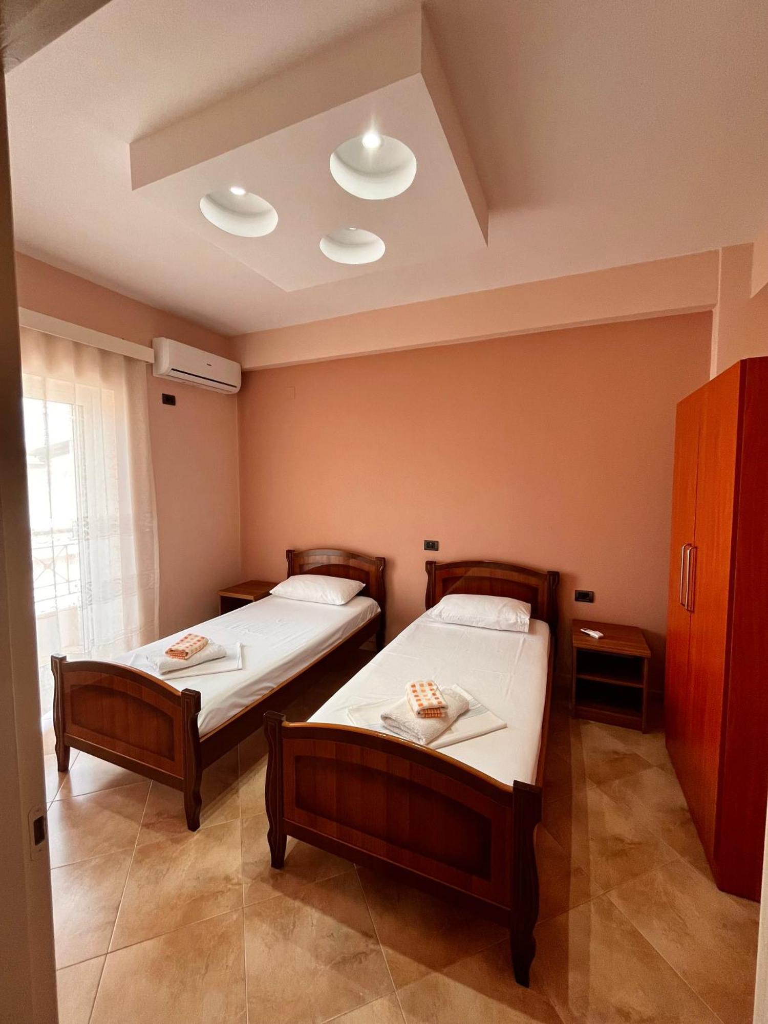Vila Papa Durres Exterior photo
